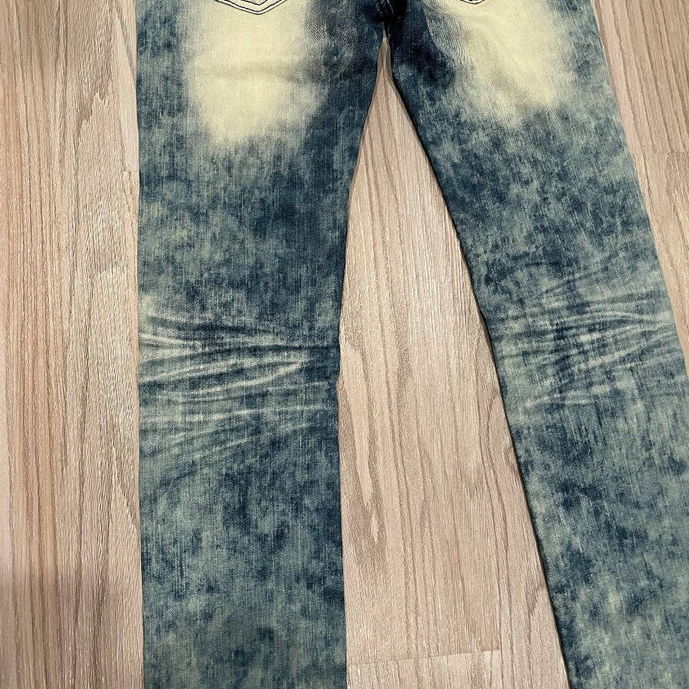Machine Acid Wash Jeans - Picture 8 of 9